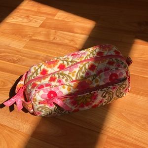 VERA BRADLEY COSMETIC BAG IN FOLKLORIC PATTERN